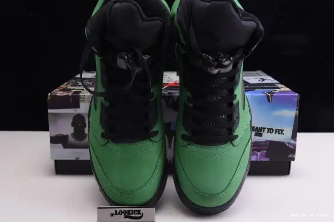 Rep 5 Jordan CK6631-307 Oregon Ducks SE Air 0408